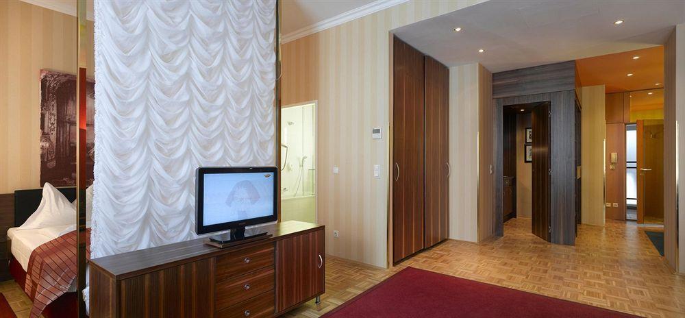 Living An Der Oper Hotel Viena